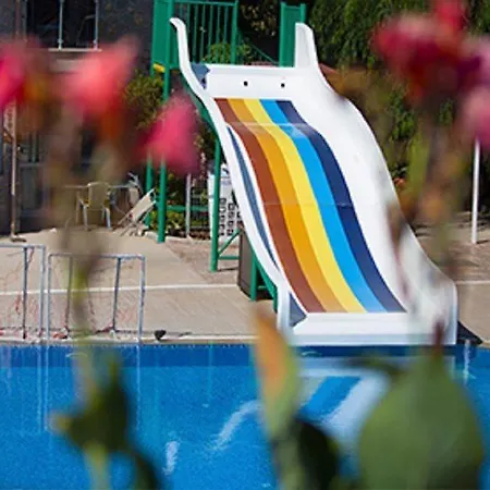 Hotell Flora Palm